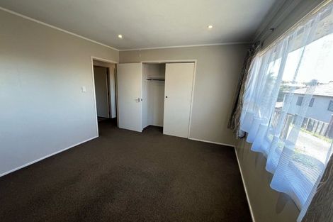 Photo of property in 2/10 Waratah Street, Birkenhead, Auckland, 0626