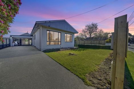 Photo of property in 33 Croziers Road, St Albans, Christchurch, 8052