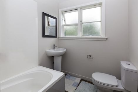 Photo of property in 9 Dickson Crescent, Hornby, Christchurch, 8042