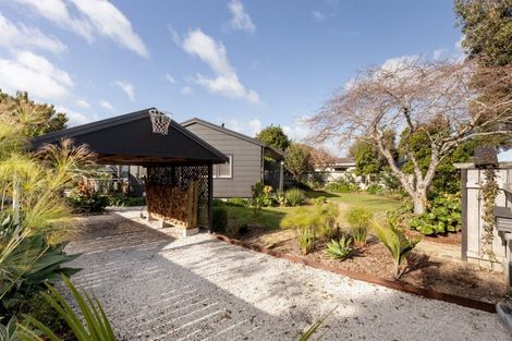 Photo of property in 4 Emerald Place, Papamoa Beach, Papamoa, 3118