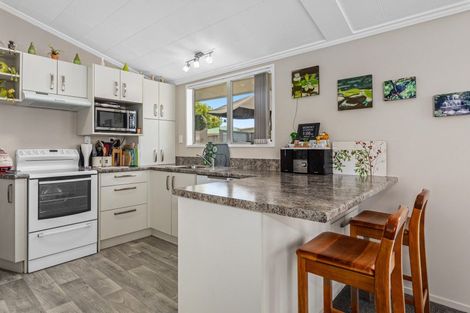 Photo of property in 25 Puriri Crescent, Edgecumbe, 3120