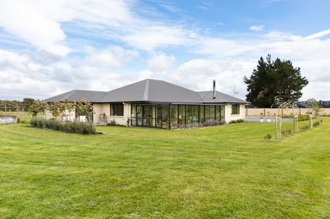 Photo of property in 64 Totaramahonga Road, Dannevirke, 4972