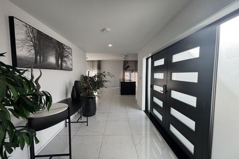 Photo of property in 9 Cooke Farm Grove, Waiwhakaiho, New Plymouth, 4312