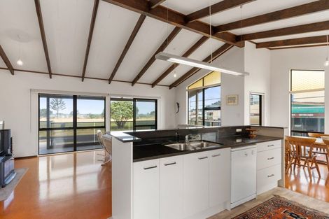 Photo of property in 225 Rangi Avenue, Whangamata, 3620