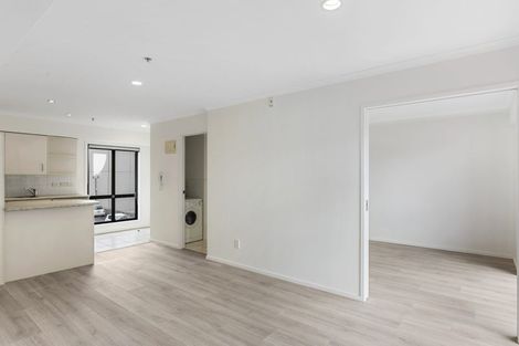 Photo of property in The Rennaissance, 5j/18 Ronwood Avenue, Manukau, Auckland, 2104