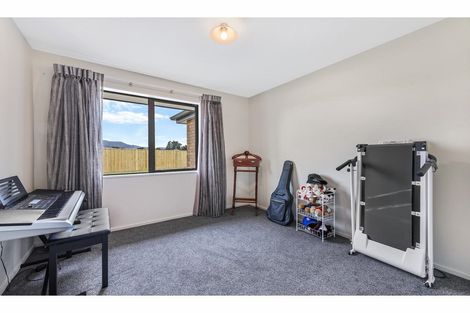 Photo of property in 14 Ruru Place, Oxford, 7430