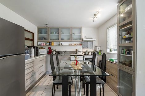 Photo of property in 38 Saddleback Rise, Murrays Bay, Auckland, 0630