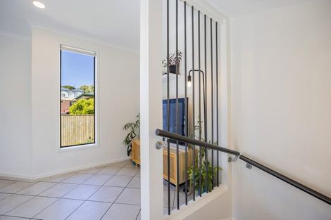 Photo of property in 7 Barnea Circle, Glen Eden, Auckland, 0602