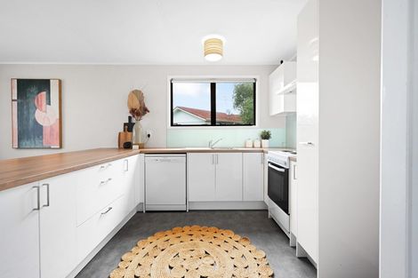 Photo of property in 17 Crawshaw Drive, Nawton, Hamilton, 3200