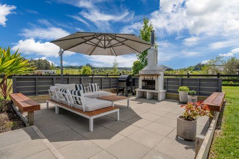 Photo of property in 19 Lacebark Drive, Kinloch, Taupo, 3377