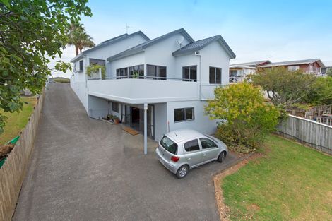 Photo of property in 62 Stanmore Bay Road, Stanmore Bay, Whangaparaoa, 0932
