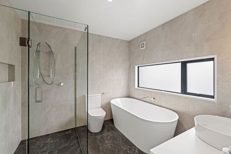 Photo of property in 1/11 Carlton Mill Road, Merivale, Christchurch, 8014