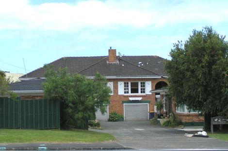 Photo of property in 2/289 Lake Road, Hauraki, Auckland, 0622