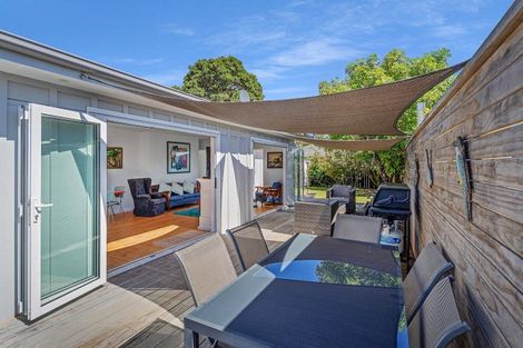 Photo of property in 207a The Square, Whangamata, 3620
