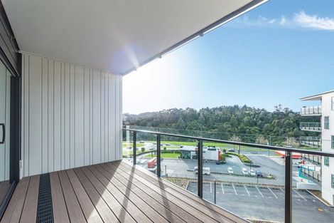 Photo of property in 304/3 Kaipiho Lane, Albany, Auckland, 0632