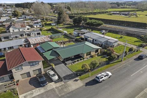 Photo of property in 15 Cross Street, Milton, 9220