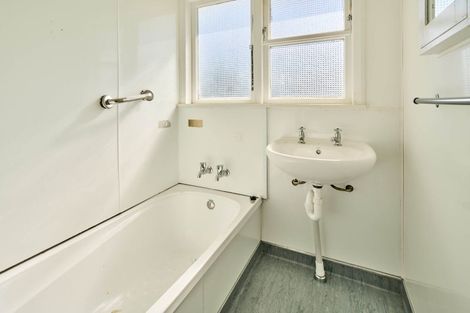 Photo of property in 3-5 York Place, Cannons Creek, Porirua, 5024