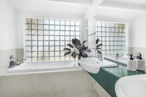 Photo of property in 154 Totara Drive, Pukete, Hamilton, 3200