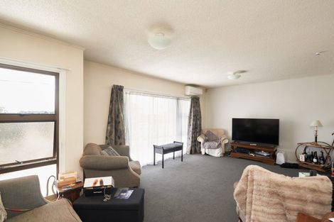 Photo of property in 19 Given Street, Havelock North, 4130