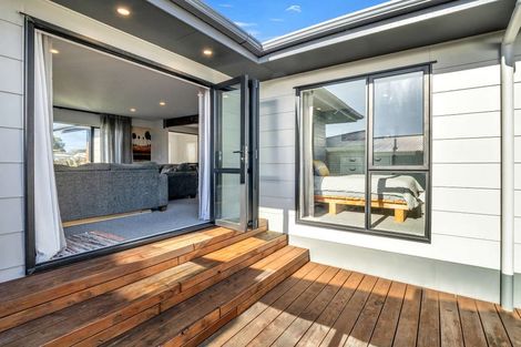 Photo of property in 1 Ward Street, Aramoho, Whanganui, 4500