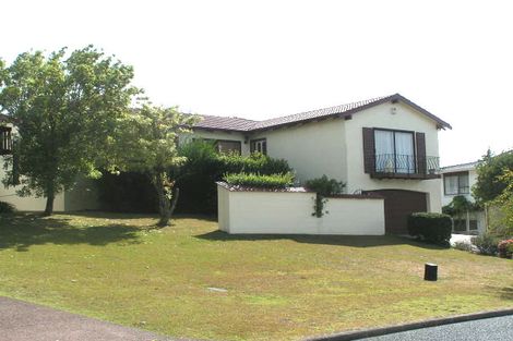 Photo of property in 3 Trevone Place, Forrest Hill, Auckland, 0620