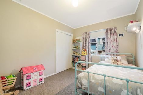 Photo of property in 1/131 Glamorgan Drive, Torbay, Auckland, 0630