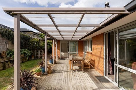 Photo of property in 5 Olive Close, Omokoroa, 3114