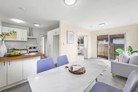 Photo of property in 9 Dianne Louise Drive, Half Moon Bay, Auckland, 2012