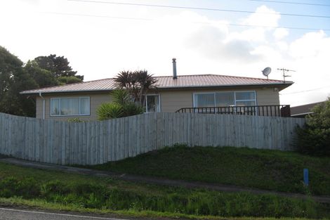 Photo of property in 4 Northfield Road, Waitakere, Auckland, 0816