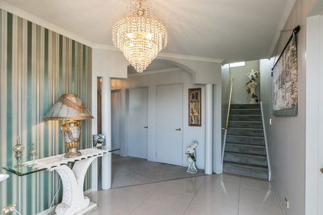 Photo of property in 24a Havelock Road, Hospital Hill, Napier, 4110