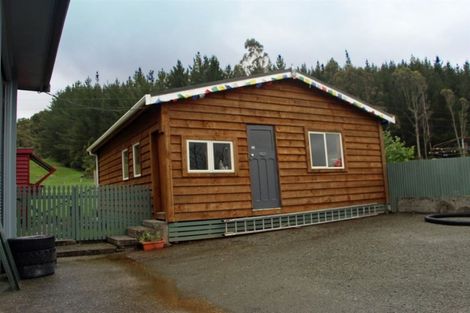 Photo of property in 418 Main Road, Kaiata, Greymouth, 7805