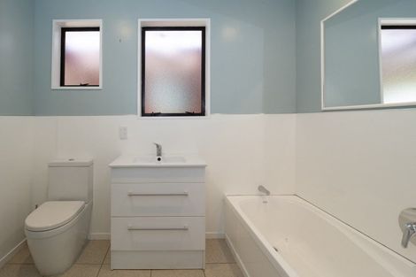 Photo of property in 65 Johnstone Street, Tinwald, Ashburton, 7774