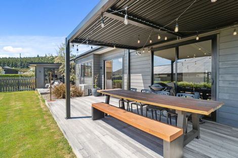 Photo of property in 9 Centre Crescent, Wanaka, 9305