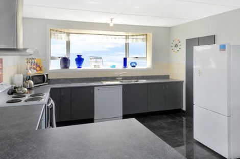 Photo of property in 44 Grove Avenue, Weston, Oamaru, 9401