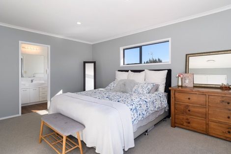 Photo of property in 74 Kinloch Way, Bethlehem, Tauranga, 3110