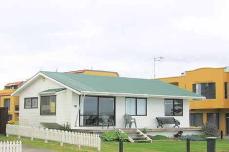 Photo of property in 13 The Mall, Mount Maunganui, 3116