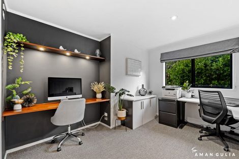 Photo of property in 86a Wiseley Road, West Harbour, Auckland, 0618