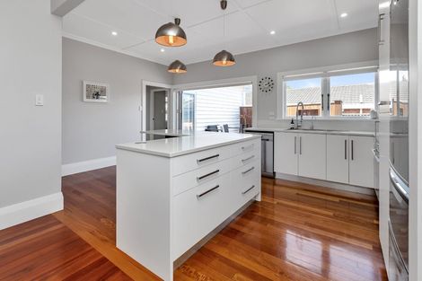 Photo of property in 20 Wallace Street, Regent, Whangarei, 0112