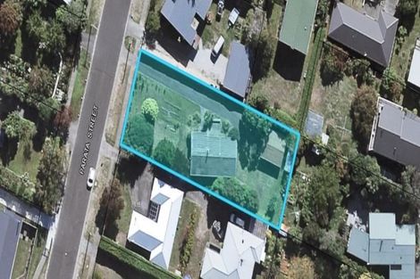 Photo of property in 6 Parata Street, Two Mile Bay, Taupo, 3330