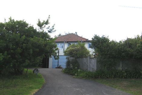 Photo of property in 1/31 Commodore Parry Road, Castor Bay, Auckland, 0620