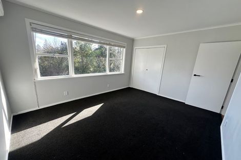 Photo of property in 28 Bert Wilson Place, Cockle Bay, Auckland, 2014