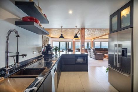 Photo of property in Signal Stn Road, Pouto, Te Kopuru, 0391