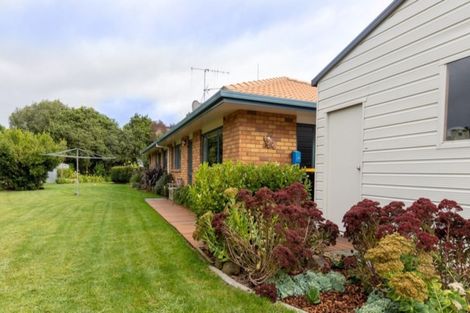 Photo of property in 1 Shadbolt Drive, Leamington, Cambridge, 3432