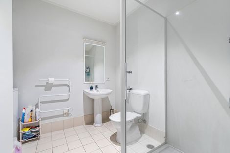 Photo of property in 2b/30 Westward Ho, Glen Eden, Auckland, 0602