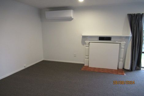 Photo of property in 90 Royal Road, Massey, Auckland, 0614