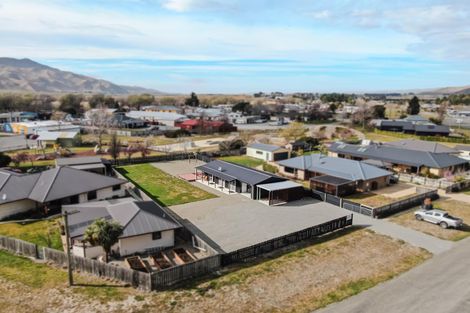 Photo of property in 76 Gordon Street, Kurow, 9435