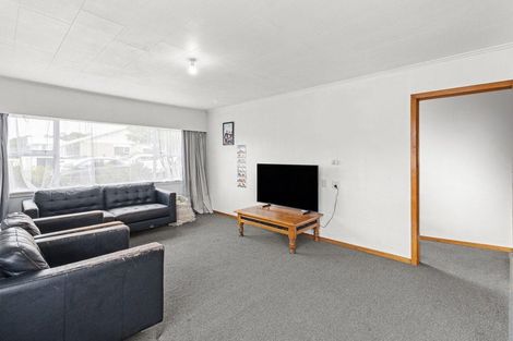 Photo of property in 74 Gover Street, New Plymouth, 4310