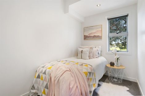 Photo of property in 5k The Esplanade, Eastern Beach, Auckland, 2012