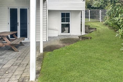 Photo of property in 186 Lake Terrace, Hilltop, Taupo, 3330