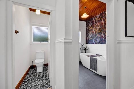 Photo of property in 44 Upjohn Street, Brooklands, New Plymouth, 4310